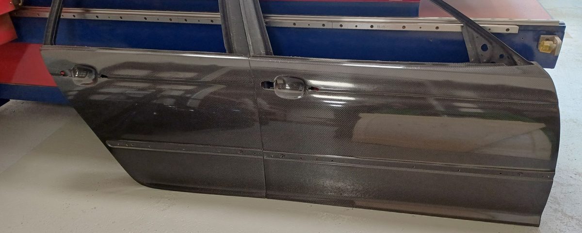 Carbon fiber doors for BMW E46 Touring